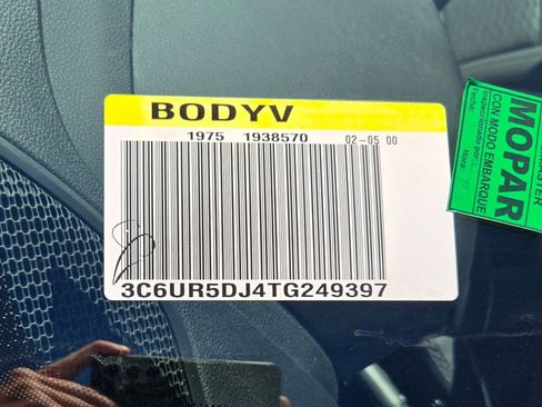 New 2026 RAM 2500 Big Horn AWD/4WD image 32