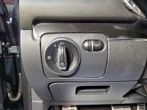 Used 2013 Volkswagen GTI Driver's Edition image 34