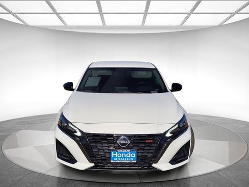 Used 2023 Nissan Altima 2.5 SR image 8