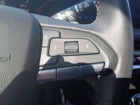 Used 2025 Cadillac XT4 Premium Luxury w/ Cold Weather Package image 29