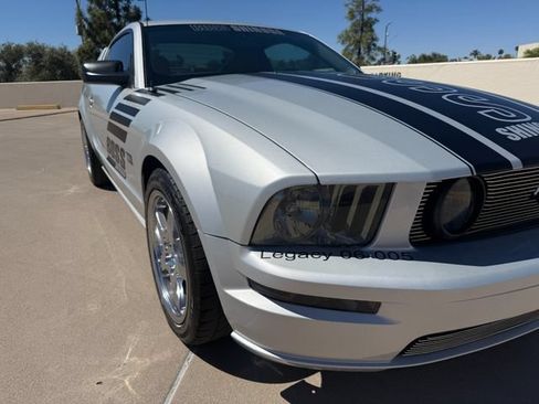 Used 2006 Ford Mustang GT Premium RWD image 25