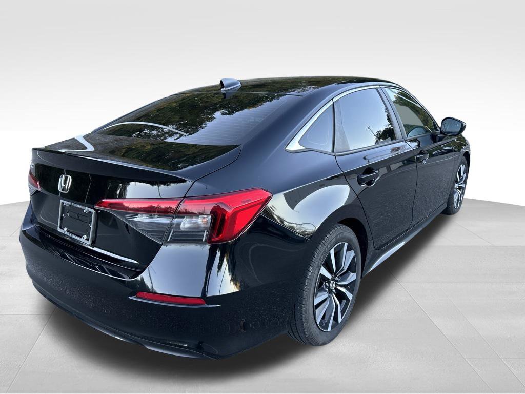 Used 2022 Honda Civic EX image 5