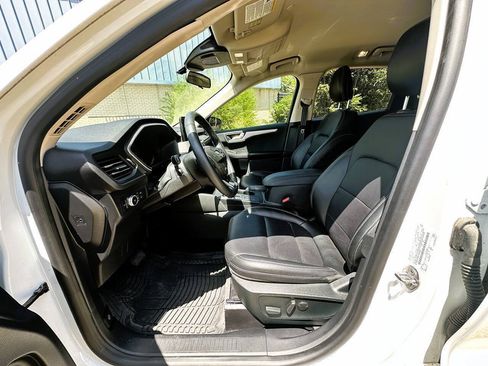 Used 2020 Ford Escape SEL FWD image 27