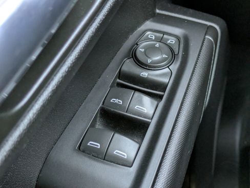 Used 2022 Chevrolet Silverado 1500 Custom RWD image 20