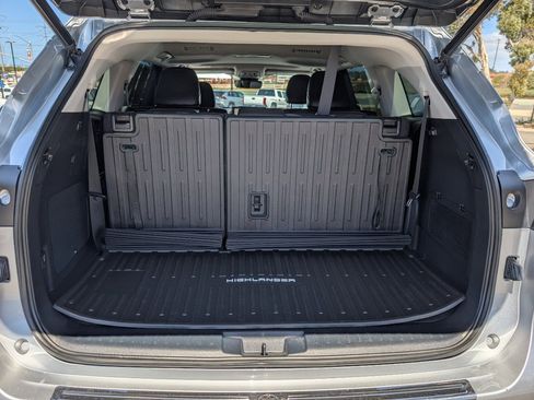 Used 2023 Toyota Highlander Limited w/ Protection Package #3 (TMS) image 10