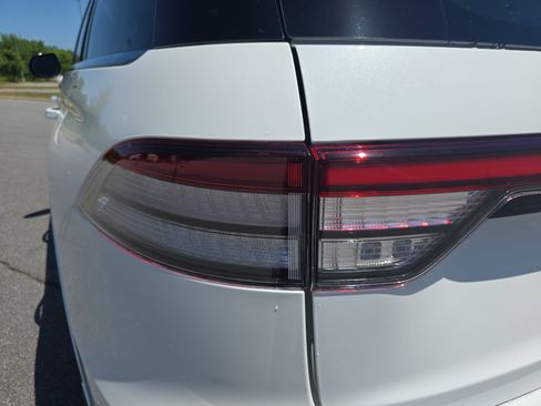 New 2026 Lincoln Aviator Reserve AWD/4WD image 35