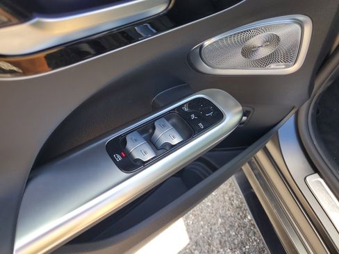 Certified 2025 Mercedes-Benz C 36 AMG S image 21