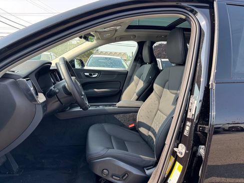 Used 2026 Volvo XC60 B5 Plus w/ Climate Package AWD/4WD image 20