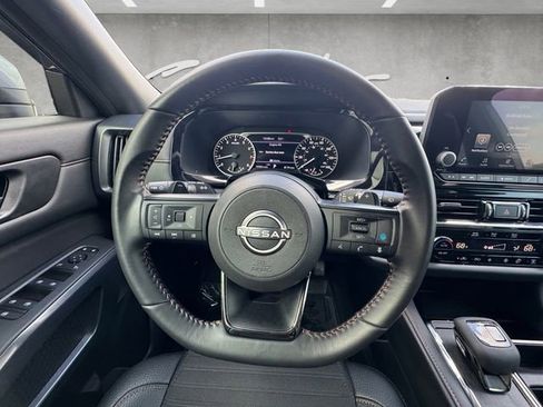 Used 2025 Nissan Pathfinder Rock Creek image 21