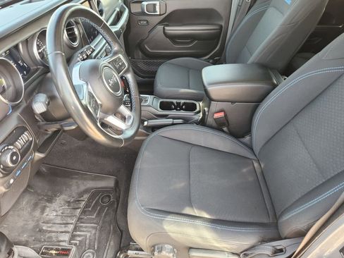 Used 2021 Jeep Wrangler Unlimited Rubicon 4xe w/ Safety Group image 15