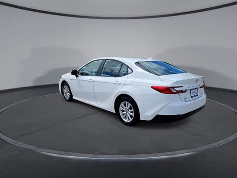 Used 2025 Toyota Camry LE FWD image 6