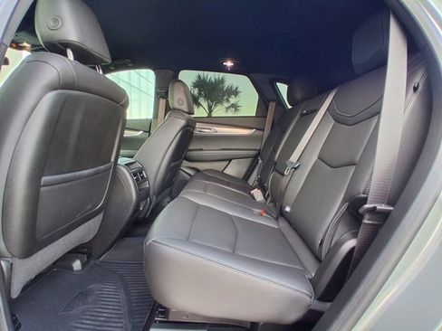 Certified 2025 Cadillac XT5 Luxury image 15