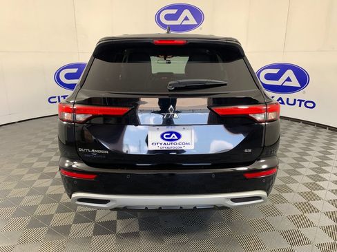Used 2024 Mitsubishi Outlander SE FWD image 4
