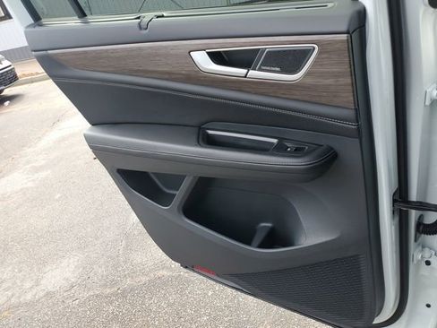 New 2026 Volkswagen Atlas SEL Premium R-Line AWD/4WD image 13