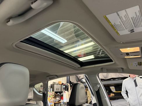 Used 2017 Toyota RAV4 Limited w/ Protection Package image 44