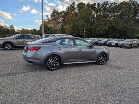New 2025 Nissan Sentra SR w/ SR Premium Package image 4