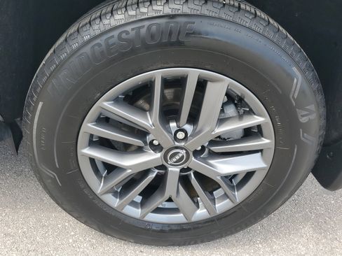 Certified 2023 Nissan Rogue S image 28