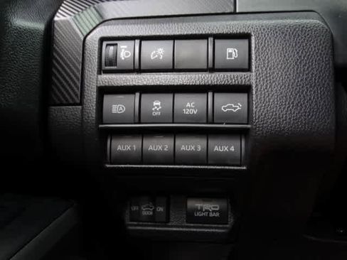 Used 2025 Toyota Tacoma TRD Pro AWD/4WD image 39