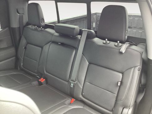 Used 2022 Chevrolet Silverado 1500 LTZ w/ LTZ Premium Package image 13