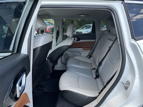 Used 2022 Jeep Compass Limited AWD/4WD image 23
