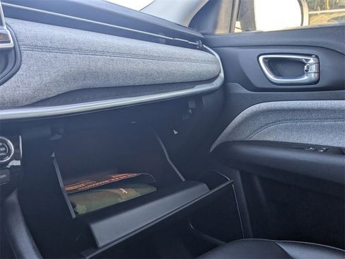 Used 2022 Jeep Compass Latitude image 33