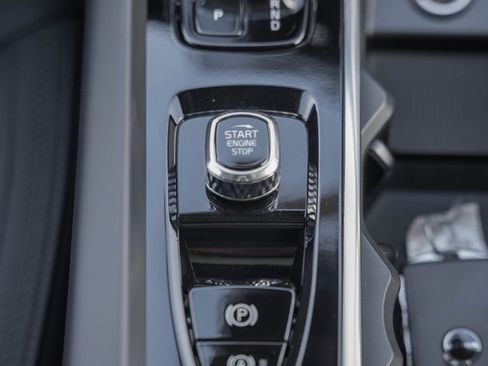 New 2026 Volvo XC60 B5 Plus w/ Protection Package Premier image 25