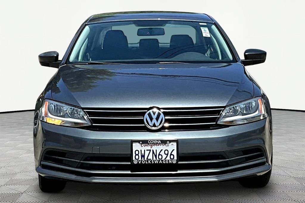 Used 2016 Volkswagen Jetta S FWD image 2