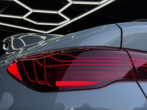 Used 2025 BMW M440i Coupe w/ Premium Package RWD image 32