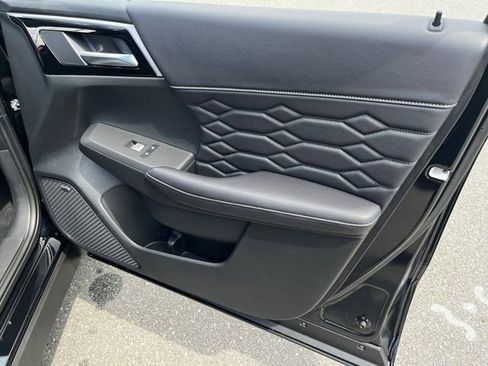 New 2025 Mitsubishi Outlander SEL image 31