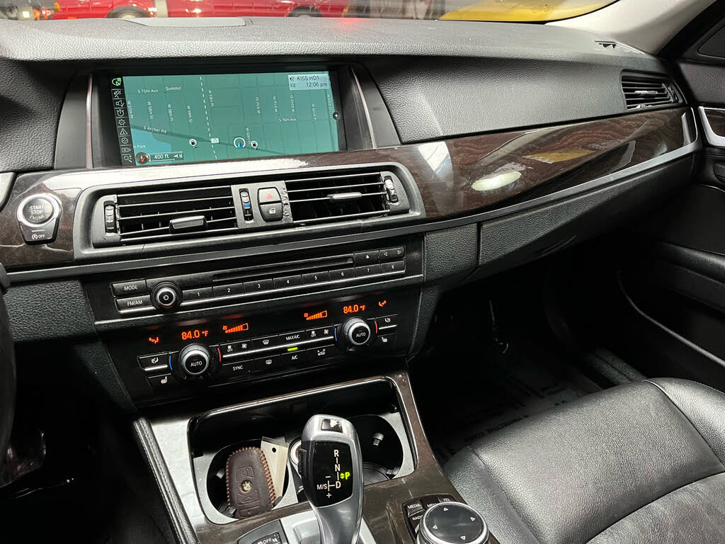 Used 2014 BMW 528i xDrive Sedan AWD/4WD image 18