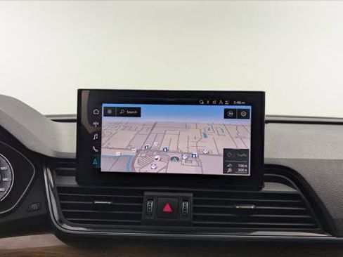 Used 2021 Audi Q5 e Premium Plus w/ Premium Plus Package image 28