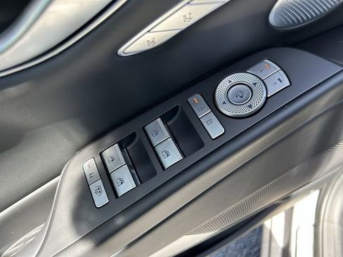 Used 2026 Genesis G80 2.5T Advanced image 23