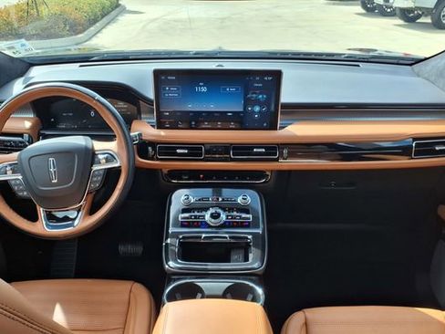 Used 2022 Lincoln Nautilus Black Label image 23