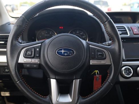 Used 2017 Subaru Crosstrek 2.0i Premium AWD/4WD image 8