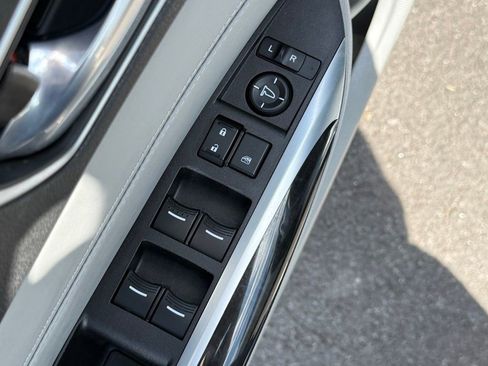 Used 2018 Acura TLX FWD image 15