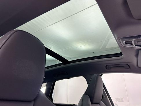 Used 2025 Audi Q5 Premium Plus w/ Premium Plus image 17