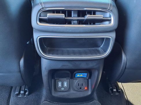 Used 2024 Genesis GV80 3.5T image 16