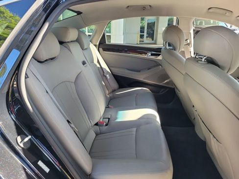 Used 2017 Genesis G80 3.8 RWD image 25