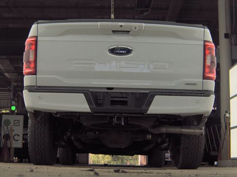 Used 2022 Ford F150 XLT w/ Equipment Group 302A High AWD/4WD image 11