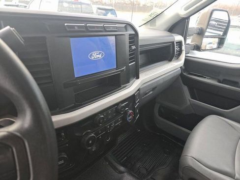 Used 2024 Ford F450 XL w/ XL Chrome Package image 3