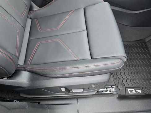 New 2025 Audi Q3 2.0T Premium Plus image 17