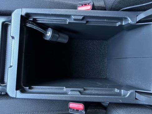 Used 2023 Honda CR-V LX image 27