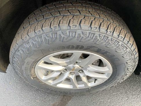 Certified 2023 Chevrolet Tahoe LS image 31