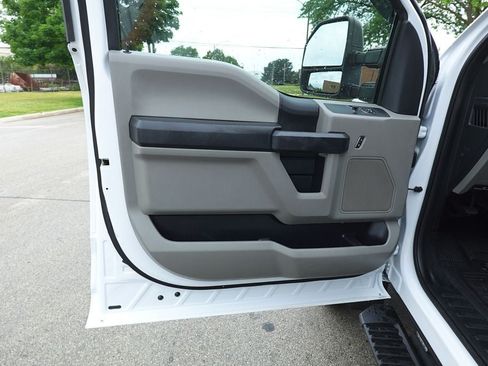 Used 2018 Ford F450 XL w/ Power Equipment Group AWD/4WD image 20