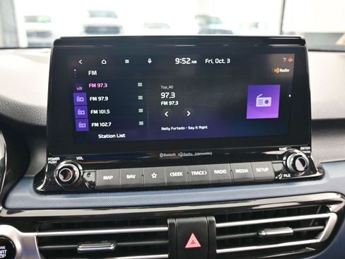 Used 2023 Kia Seltos S w/ Navigation Package image 24