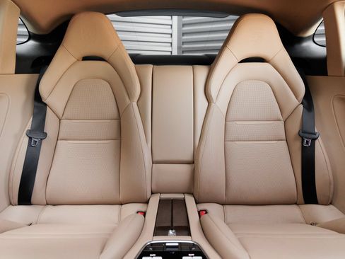Certified 2023 Porsche Panamera Platinum Edition RWD image 25