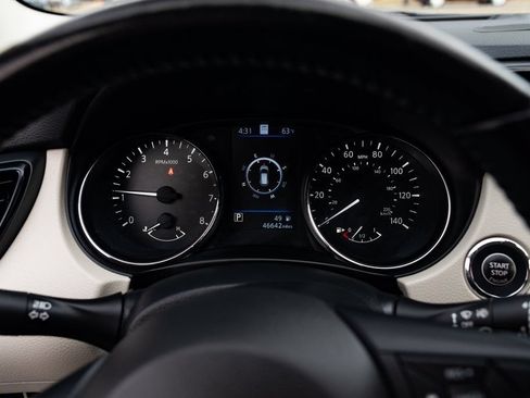 Used 2020 Nissan Rogue Sport SL w/ Premium Package FWD image 12