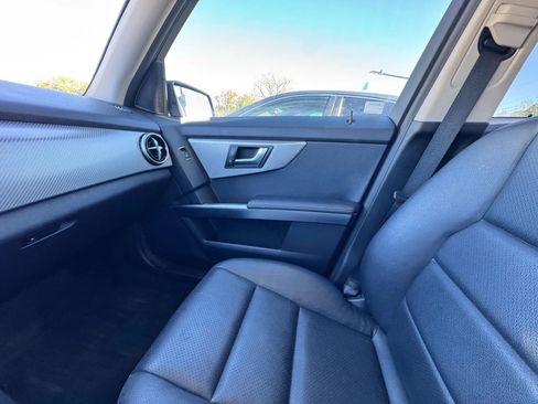 Used 2014 Mercedes-Benz GLK 350 4MATIC image 16