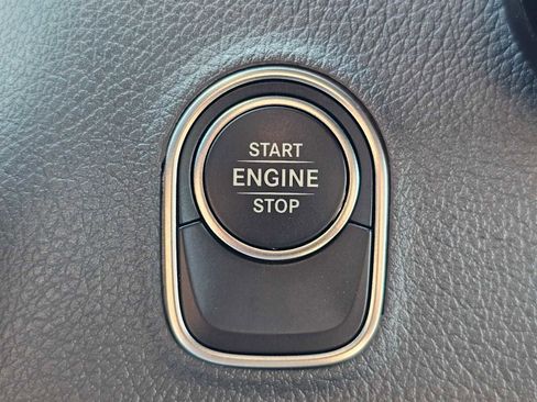 Used 2025 Mercedes-Benz Sprinter 2500 image 29