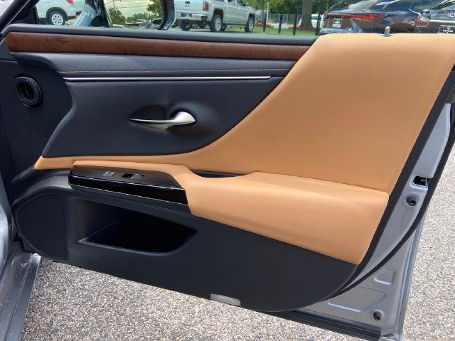 Certified 2024 Lexus ES 350 w/ Premium Package FWD image 26